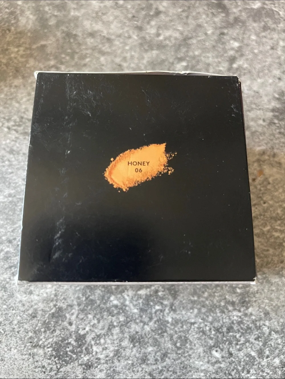 Fenty Honey Set it Down Superfine Blurring Setting Powder